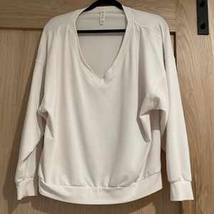 Alo V neck sweater top in ivory